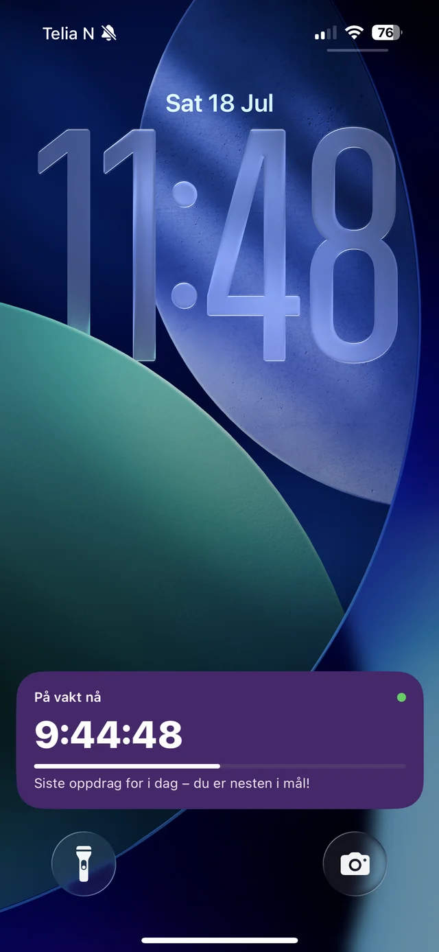 iOS-låseskjerm med Effiora Live Activity: «På vakt nå» med løpende timer og fremdrift